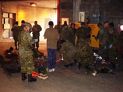 The 48th Highlander Army Cadets helped with the simulation for a competition between several reserve field ambulance units at Moss Park Armoury. 48th Cadets at St. Luke Medic Competition